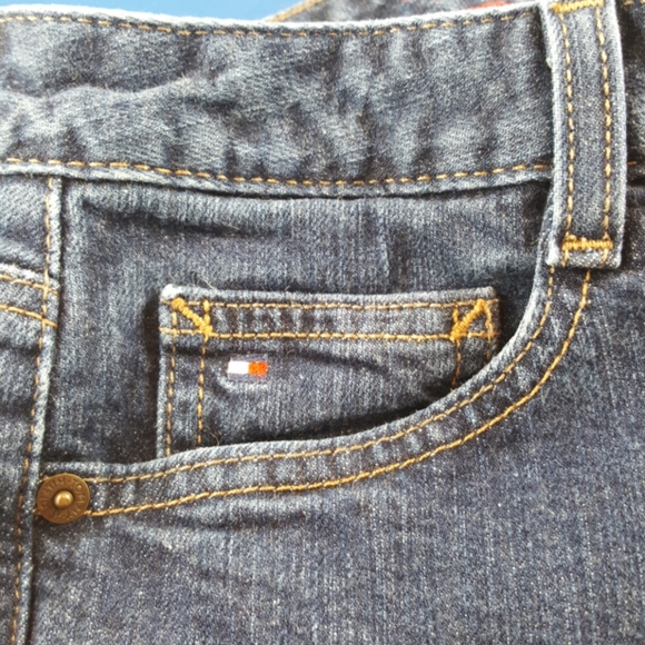 Spirit Crop Tommy Hilfiger Dark Wash Jeans (10) - Picture 4 of 10